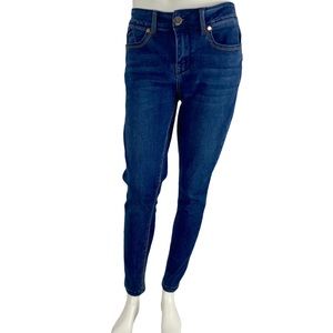 Seven7 Legging Booty-Shaper Jeans Size 10